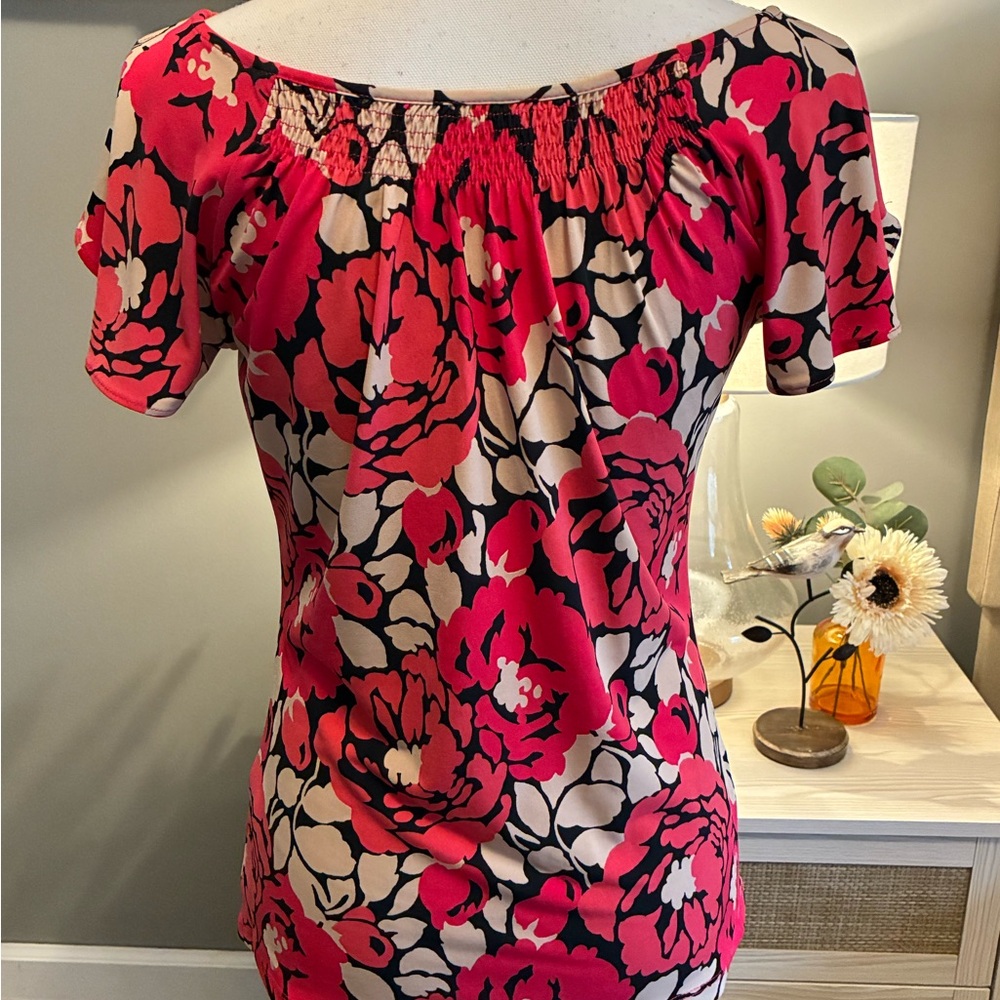 🌸🖤 The Limited Pink & Black Floral Blouse Size XS Stretch Knit Top - Picture 7 of 11